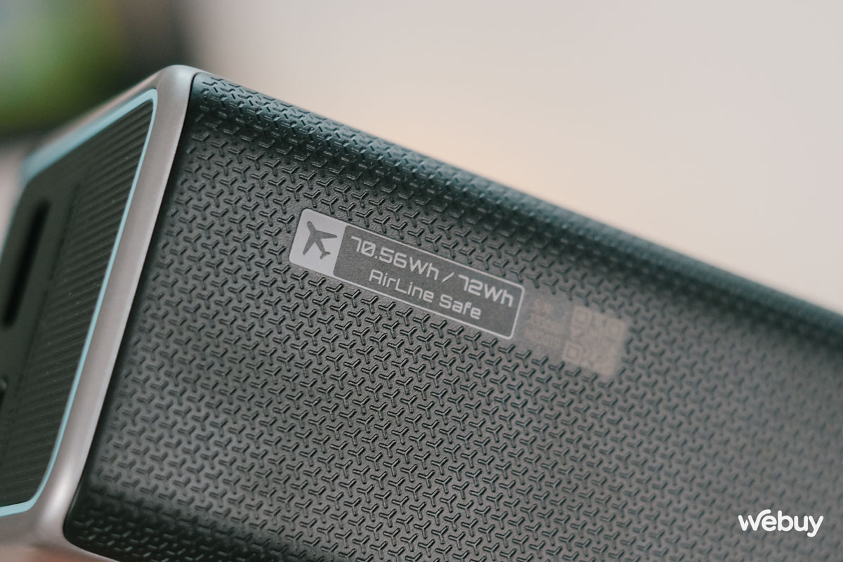 Cuktech 15 Ultra pin dự phòng xịn nhất của Cuktech: Dung lượng 20.000mAh, công suất 210W, có chế độ "quái thú" sạc siêu nhanh 15 Cuktech 15 Ultra pin dự phòng xịn nhất của Cuktech: Dung lượng 20.000mAh, công suất 210W, có chế độ "quái thú" sạc siêu nhanh - Cuktechvietnam.vn