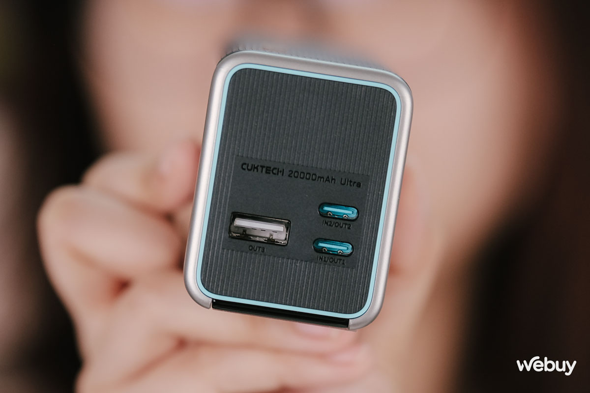 Cuktech 15 Ultra pin dự phòng xịn nhất của Cuktech: Dung lượng 20.000mAh, công suất 210W, có chế độ "quái thú" sạc siêu nhanh 10 Cuktech 15 Ultra pin dự phòng xịn nhất của Cuktech: Dung lượng 20.000mAh, công suất 210W, có chế độ "quái thú" sạc siêu nhanh - Cuktechvietnam.vn